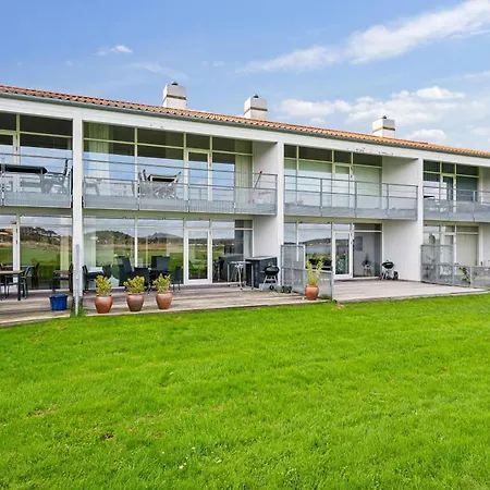Beautiful Ground-floor With Sea View Perfect For An Coastal Ebeltoft