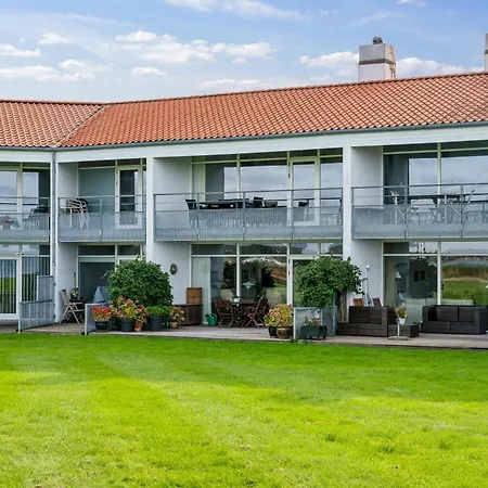 Beautiful Ground-floor With Sea View Perfect For An Coastal * Ebeltoft